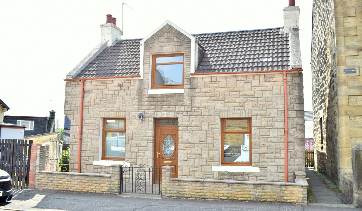 127 South Mid Street, Bathgate, West Lothian, 4 Bedrooms Bedrooms, ,1 BathroomBathrooms,Detached,Under offer,South Mid Street,1218