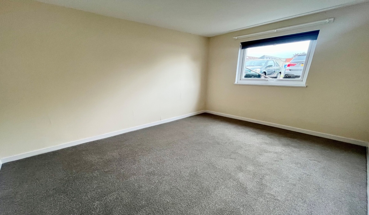 43 Forth Drive, Livingston, EH54 5LT, West Lothian, 2 Bedrooms Bedrooms, ,1 BathroomBathrooms,Flat,For Sale,1350