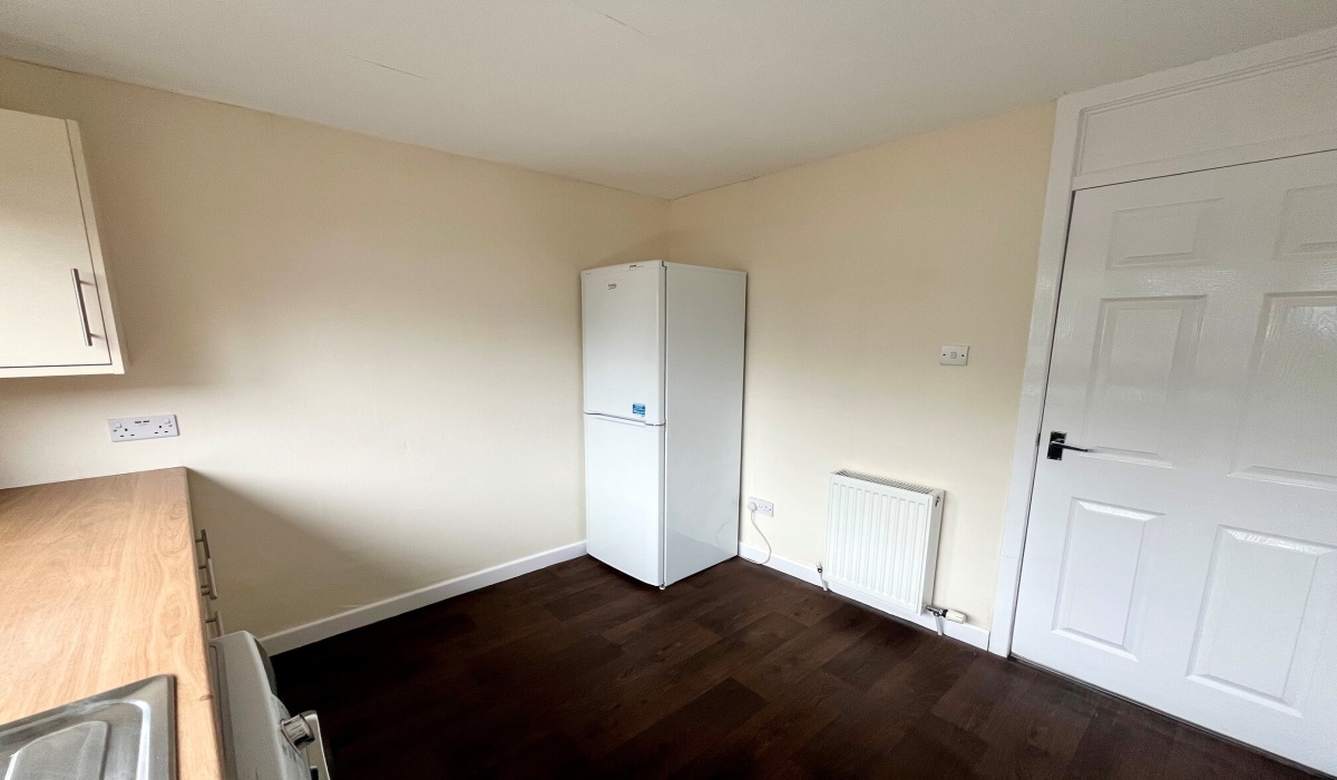 43 Forth Drive, Livingston, EH54 5LT, West Lothian, 2 Bedrooms Bedrooms, ,1 BathroomBathrooms,Flat,For Sale,1350