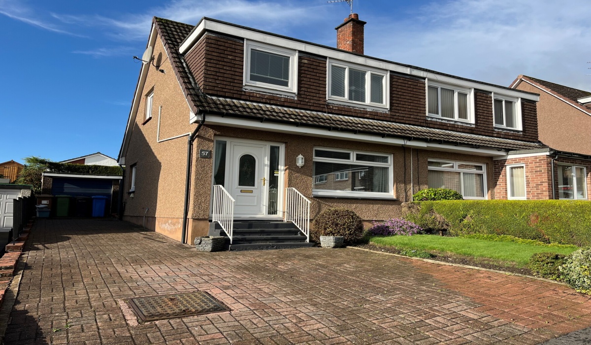 57 Harviestoun Grove, Tillicoultry, 3 Bedrooms Bedrooms, ,1 BathroomBathrooms,Semi Detached,For Sale,Harviestoun Grove,1368