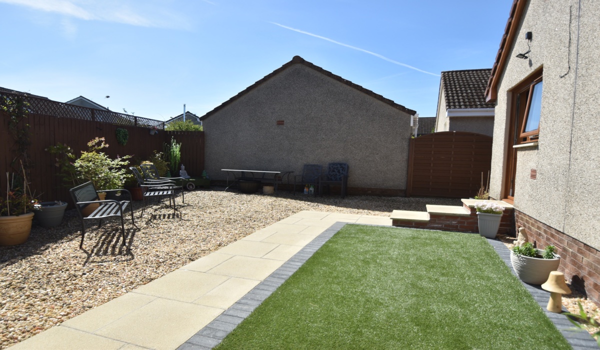 1 Tippet Knowes Park, Winchburgh, EH52 6UR, West Lothian, 2 Bedrooms Bedrooms, ,1 BathroomBathrooms,Detached Bungalow,Under offer,1397