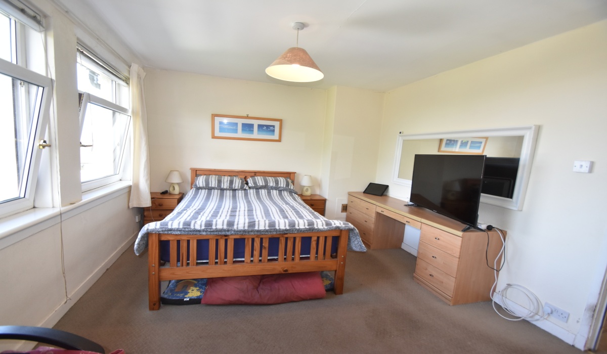 233 Dean Road, Bo'ness, West Lothian, 2 Bedrooms Bedrooms, ,1 BathroomBathrooms,Semi Detached Villa,For Sale,Dean Road,1432