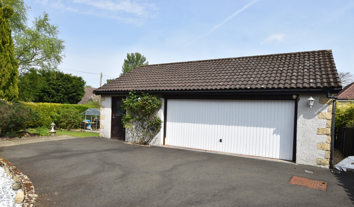 Glen Road, Torwood, Falkirk, 3 Bedrooms Bedrooms, ,4 BathroomsBathrooms,Detached Bungalow,Under offer,Kyalami,Glen Road,1433