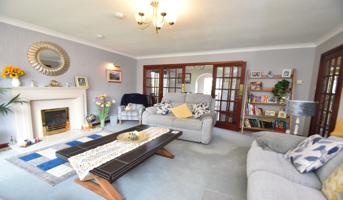 Glen Road, Torwood, Falkirk, 3 Bedrooms Bedrooms, ,4 BathroomsBathrooms,Detached Bungalow,Under offer,Kyalami,Glen Road,1433