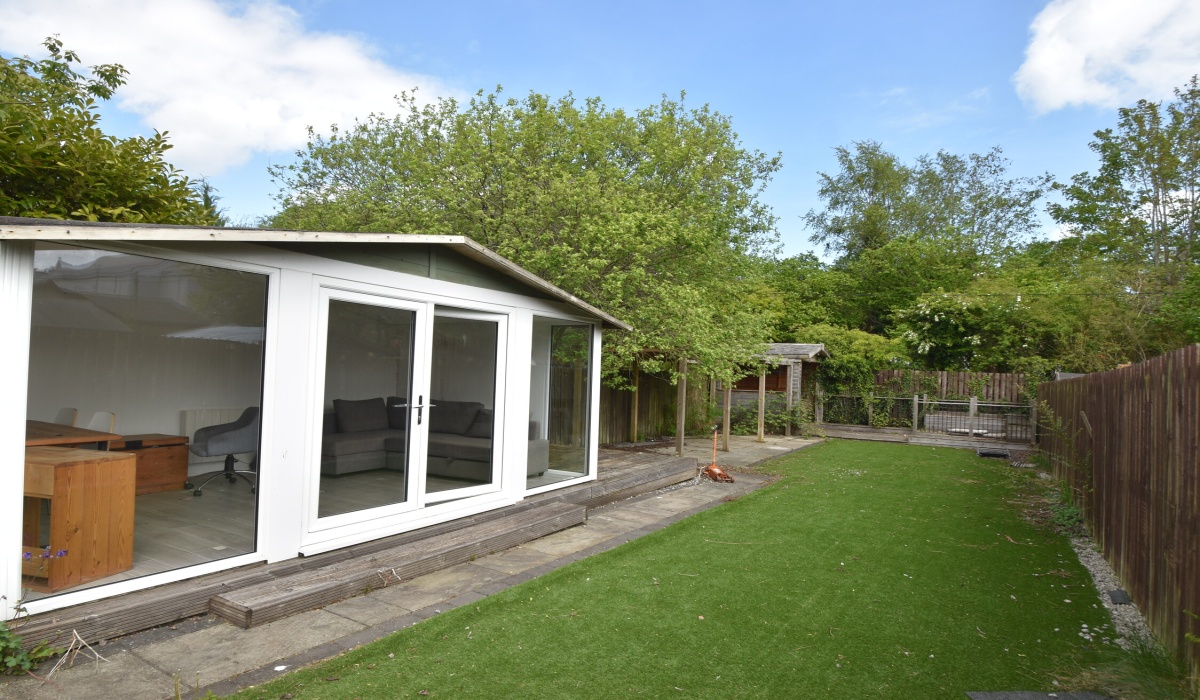 23 Mill Road, Bathgate, West Lothian, 2 Bedrooms Bedrooms, ,1 BathroomBathrooms,Cottage,For Sale,Mill Road,1434