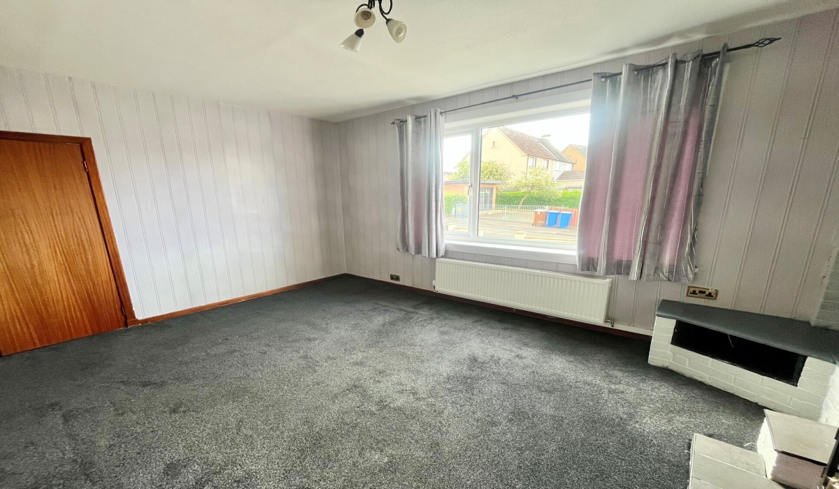 73 Dewar Avenue, Kincardine, FK10 4RR, 3 Bedrooms Bedrooms, ,1 BathroomBathrooms,Semi Detached Villa,Under offer,73 Dewar Avenue, Kincardine, FK10 4RR,1436