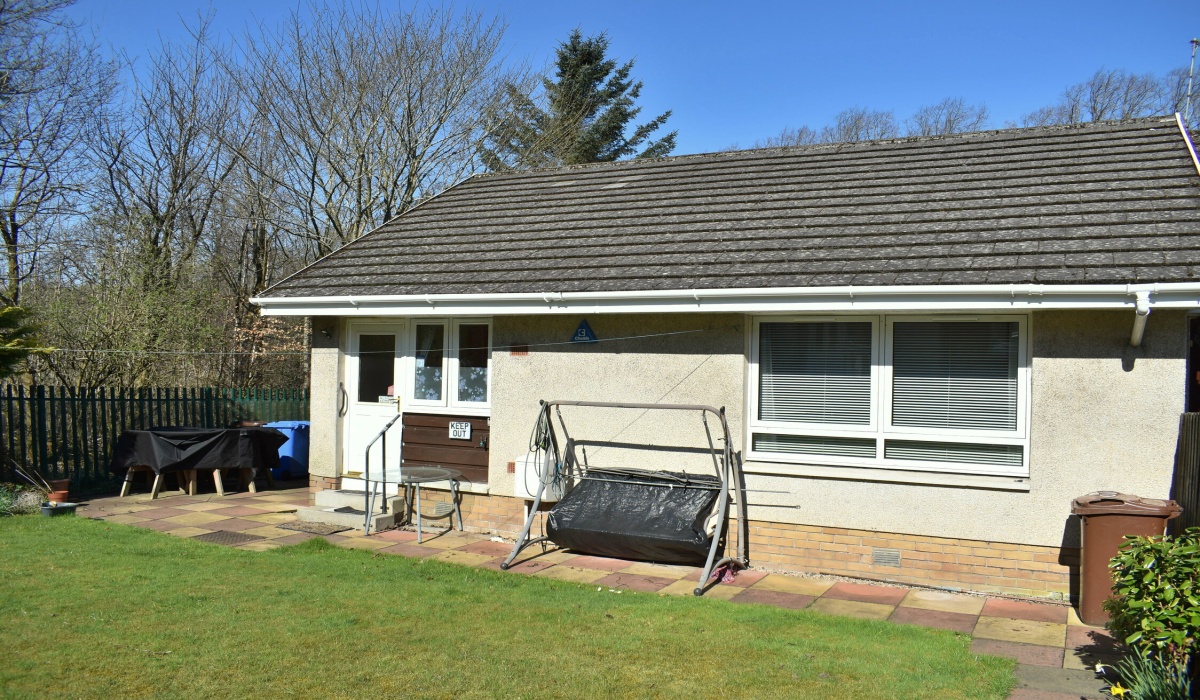 17 Burnside, Dechmont, West Lothian, 1 Bedroom Bedrooms, ,1 BathroomBathrooms,Semi-Detached Bungalow,Under offer,Burnside,1437