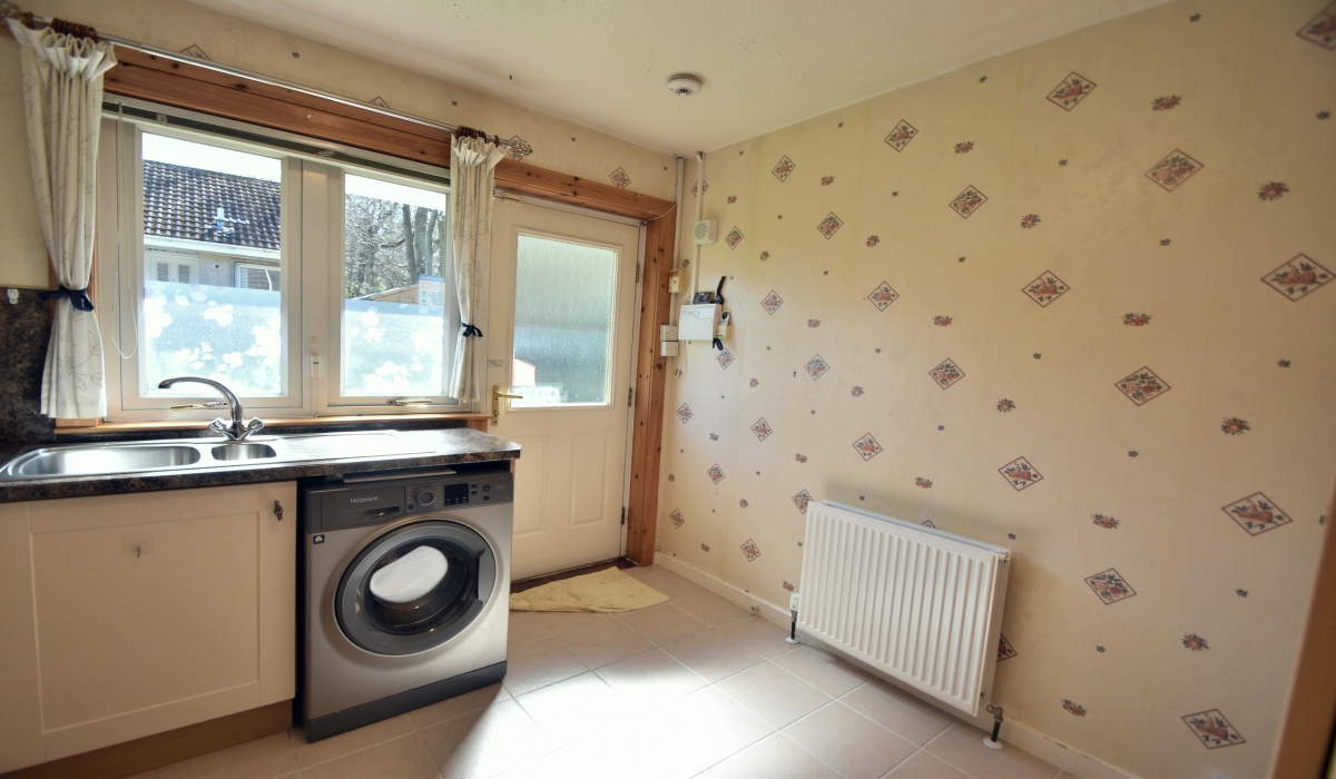 17 Burnside, Dechmont, West Lothian, 1 Bedroom Bedrooms, ,1 BathroomBathrooms,Semi-Detached Bungalow,Under offer,Burnside,1437