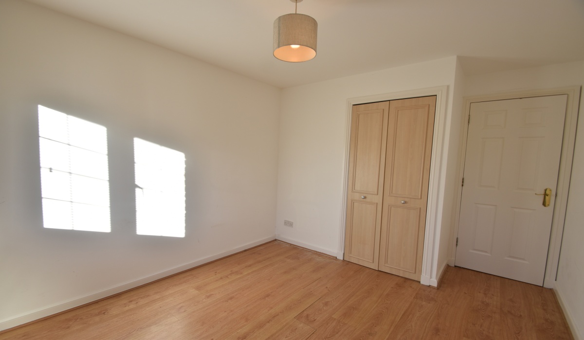 35 Burnvale Place, Livingston, EH54 6GD, 2 Bedrooms Bedrooms, ,1 BathroomBathrooms,Flat,For Sale,35 Burnvale Place, Livingston, EH54 6GD,1438