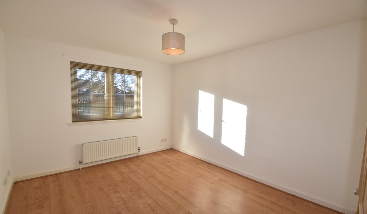 35 Burnvale Place, Livingston, EH54 6GD, 2 Bedrooms Bedrooms, ,1 BathroomBathrooms,Flat,For Sale,35 Burnvale Place, Livingston, EH54 6GD,1438
