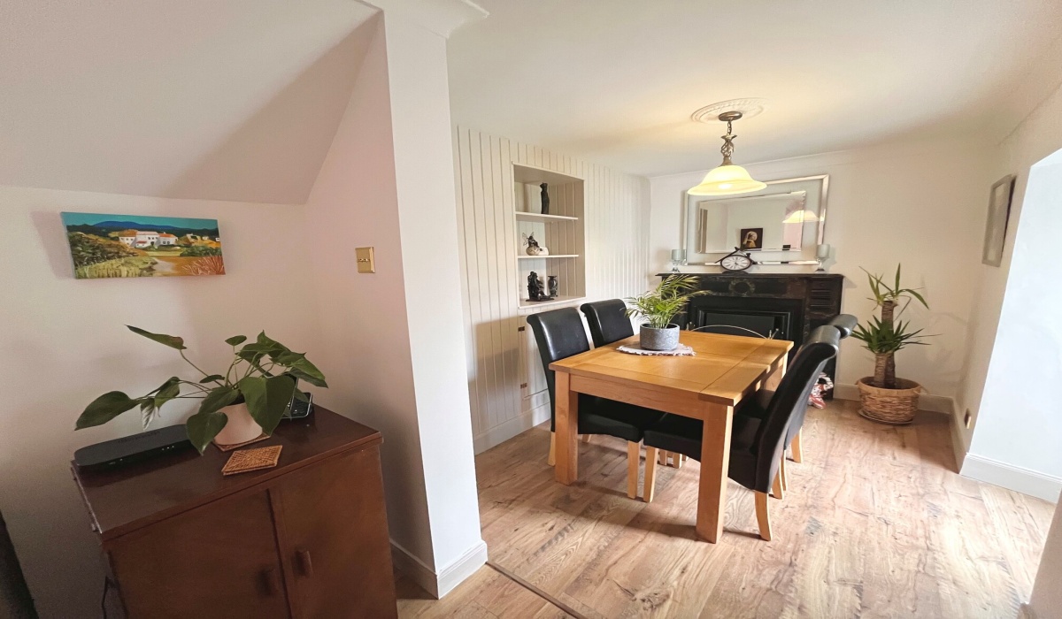 45 Main Street, Kirknewton, 3 Bedrooms Bedrooms, ,1 BathroomBathrooms,Cottage,For Sale,45 Main Street,1447