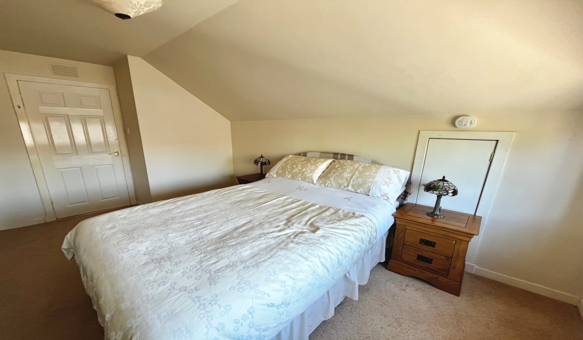 4 Mellock Gardens, Falkirk, Falkirk, 4 Bedrooms Bedrooms, ,2 BathroomsBathrooms,Semi Detached Villa,For Sale,4 Mellock Gardens,1448