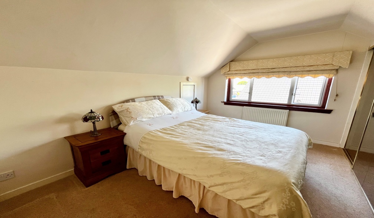 4 Mellock Gardens, Falkirk, Falkirk, 4 Bedrooms Bedrooms, ,2 BathroomsBathrooms,Semi Detached Villa,For Sale,4 Mellock Gardens,1448