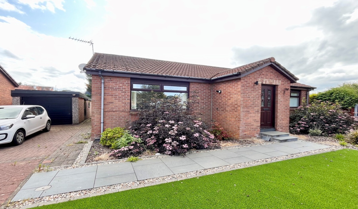 31 Meadowbank Street, Redding, Falkirk, 3 Bedrooms Bedrooms, ,1 BathroomBathrooms,Detached Bungalow,For Sale,31 Meadowbank Street,1450