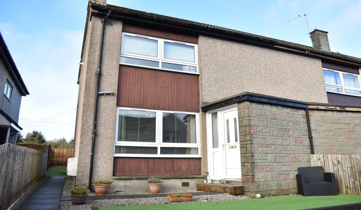 85 Park View, Fauldhouse, 2 Bedrooms Bedrooms, ,1 BathroomBathrooms,End Terraced Villa,Under offer,85 Park View,1453