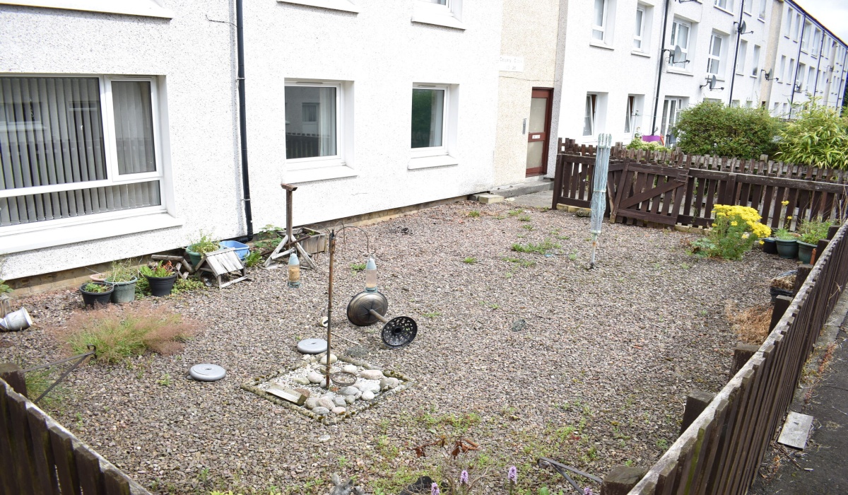 41 Calgary Avenue, Livingston, Howden, 3 Bedrooms Bedrooms, ,1 BathroomBathrooms,Apartment,Under offer,41 Calgary Avenue,1459