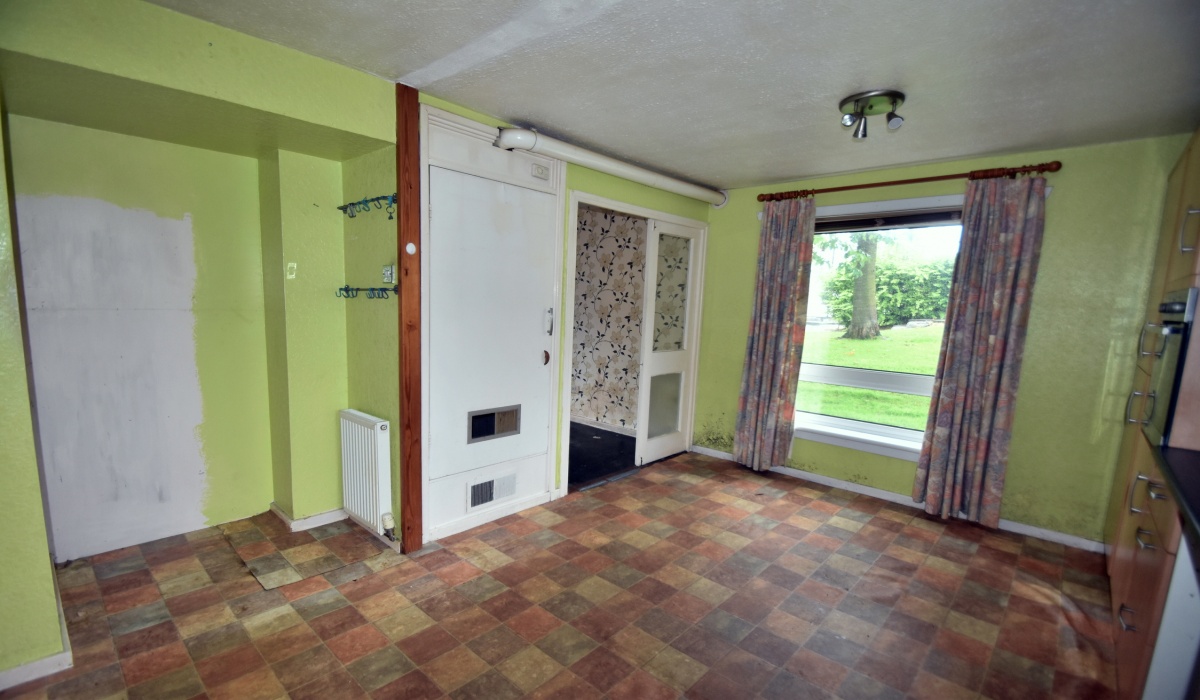 41 Calgary Avenue, Livingston, Howden, 3 Bedrooms Bedrooms, ,1 BathroomBathrooms,Apartment,Under offer,41 Calgary Avenue,1459