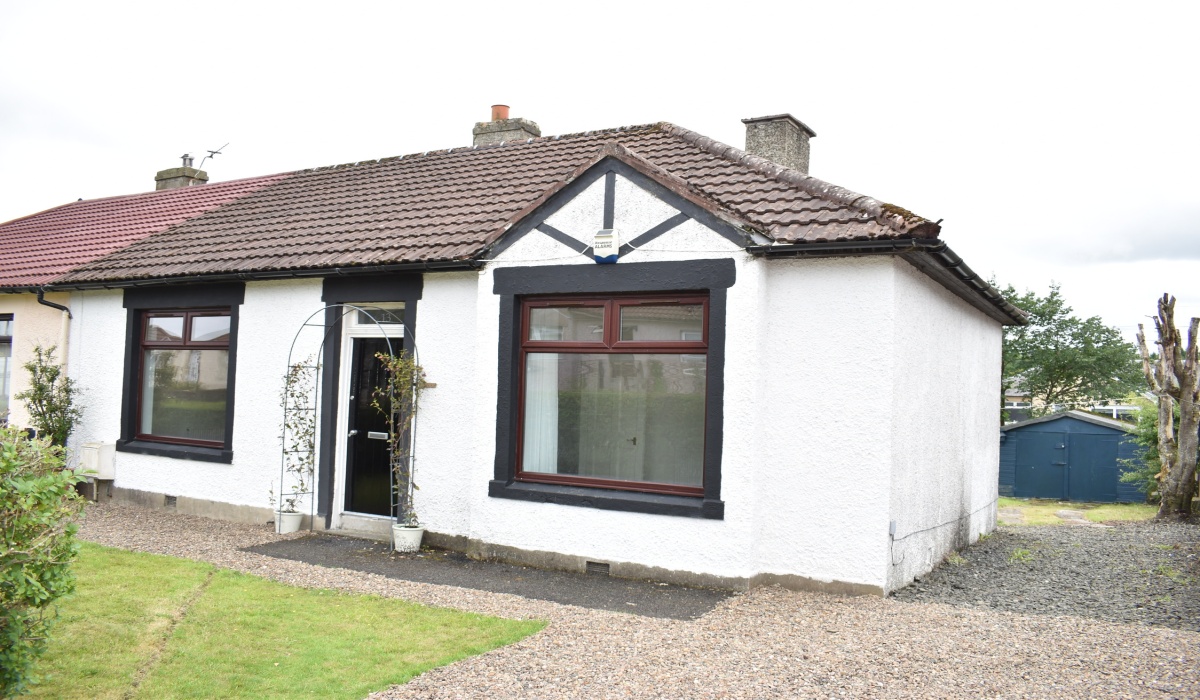 13 Gardner Terrace, Bathgate, Stoneyburn, 2 Bedrooms Bedrooms, ,1 BathroomBathrooms,Semi-Detached Bungalow,Under offer,Gardner Terrace,1460