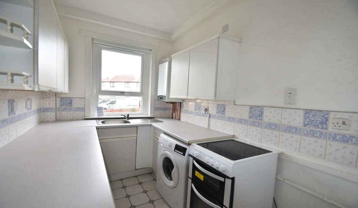 1 Riddochhill Crecent, Bathgate, Blackburn, 2 Bedrooms Bedrooms, ,1 BathroomBathrooms,Lower Flat,Under offer,Riddochhill Crecent,1464