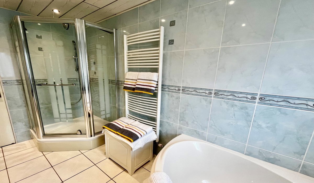 12 Coalpots Way, Alloa, Fishcross, 3 Bedrooms Bedrooms, ,2 BathroomsBathrooms,Detached Bungalow,For Sale,Coalpots Way,1465