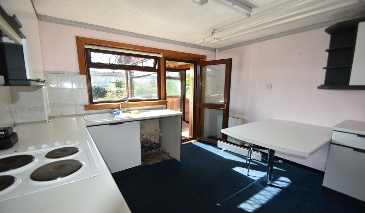 15 Allan Road, Bathgate, Whitburn, 2 Bedrooms Bedrooms, ,1 BathroomBathrooms,End Terraced Villa,For Sale,Allan Road,1470