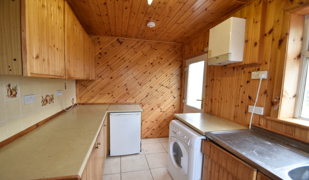 26 Strathbrock Place, Broxburn, EH52 6BN, West Lothian, 2 Bedrooms Bedrooms, ,1 BathroomBathrooms,Cottage,Under offer,26 Strathbrock Place, Broxburn, EH52 6BN,1471