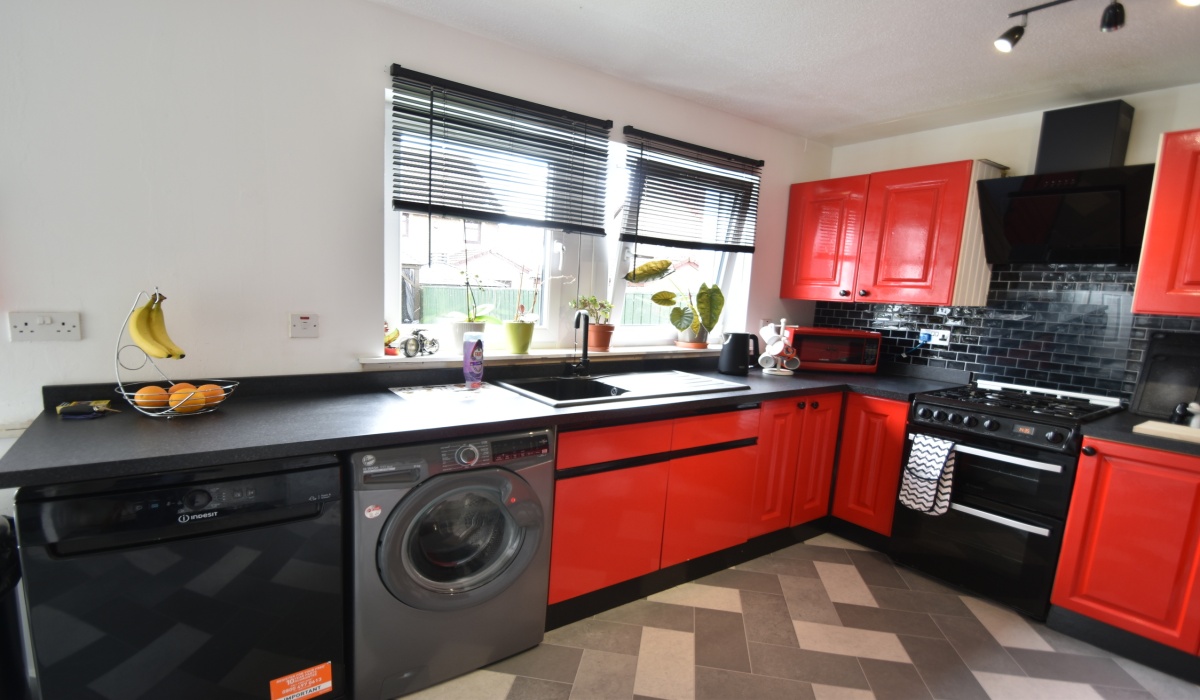 88 Cairns Street East, Kirkcaldy, 2 Bedrooms Bedrooms, ,1 BathroomBathrooms,Detached,Under offer,Cairns Street East,1473