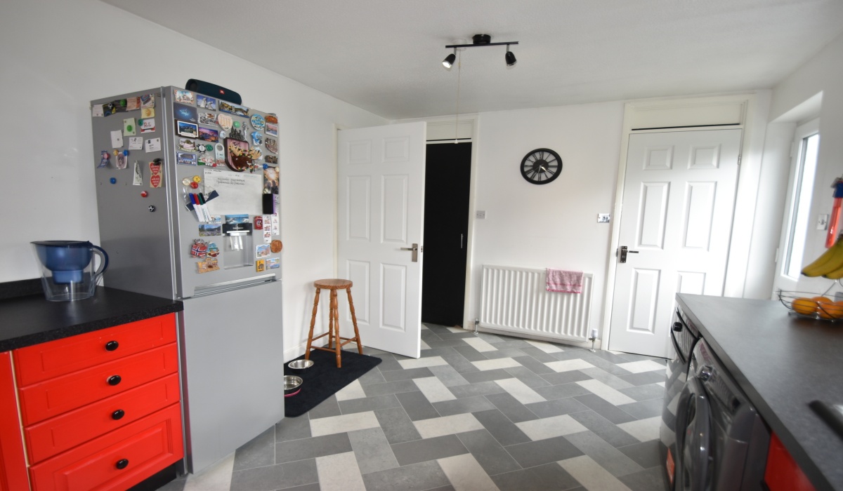 88 Cairns Street East, Kirkcaldy, 2 Bedrooms Bedrooms, ,1 BathroomBathrooms,Detached,Under offer,Cairns Street East,1473