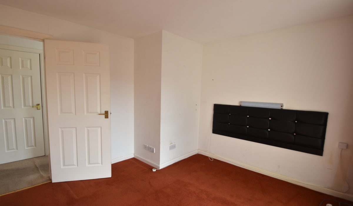 34 Goldpark Place, Livingston, 2 Bedrooms Bedrooms, ,1 BathroomBathrooms,Detached Bungalow,Under offer,Goldpark Place,1475