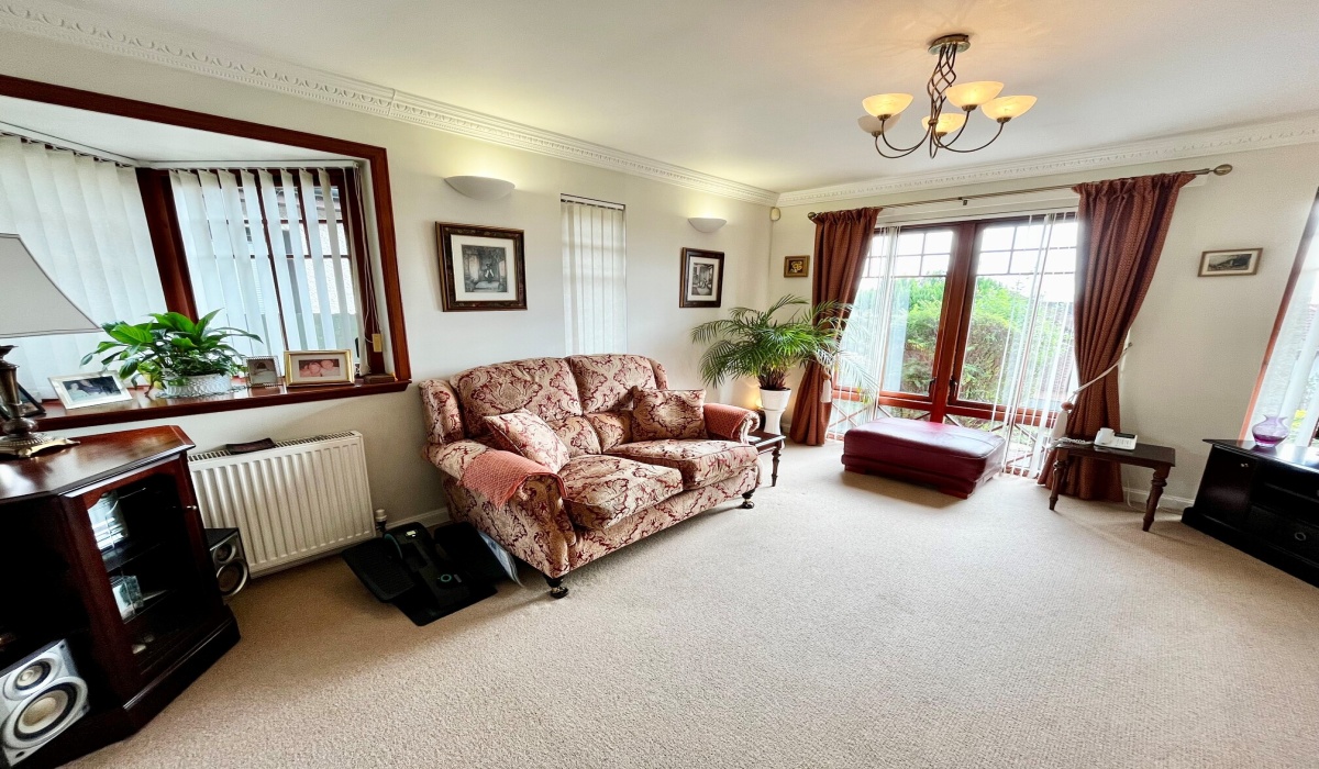 61 Burnbrae Park, Kincardine, 2 Bedrooms Bedrooms, ,2 BathroomsBathrooms,Detached Bungalow,Under offer,Burnbrae Park,1481