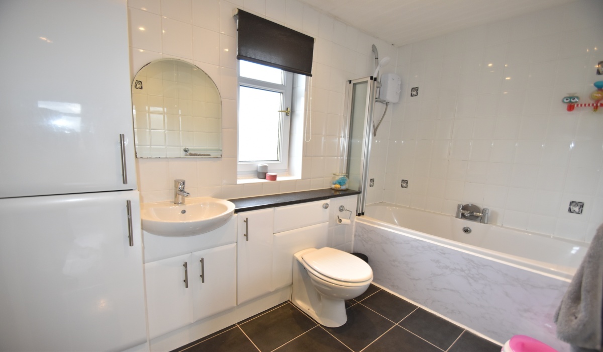 97 Gowanbank, Livingston, 3 Bedrooms Bedrooms, ,1 BathroomBathrooms,Terraced,For Sale,Gowanbank,1489