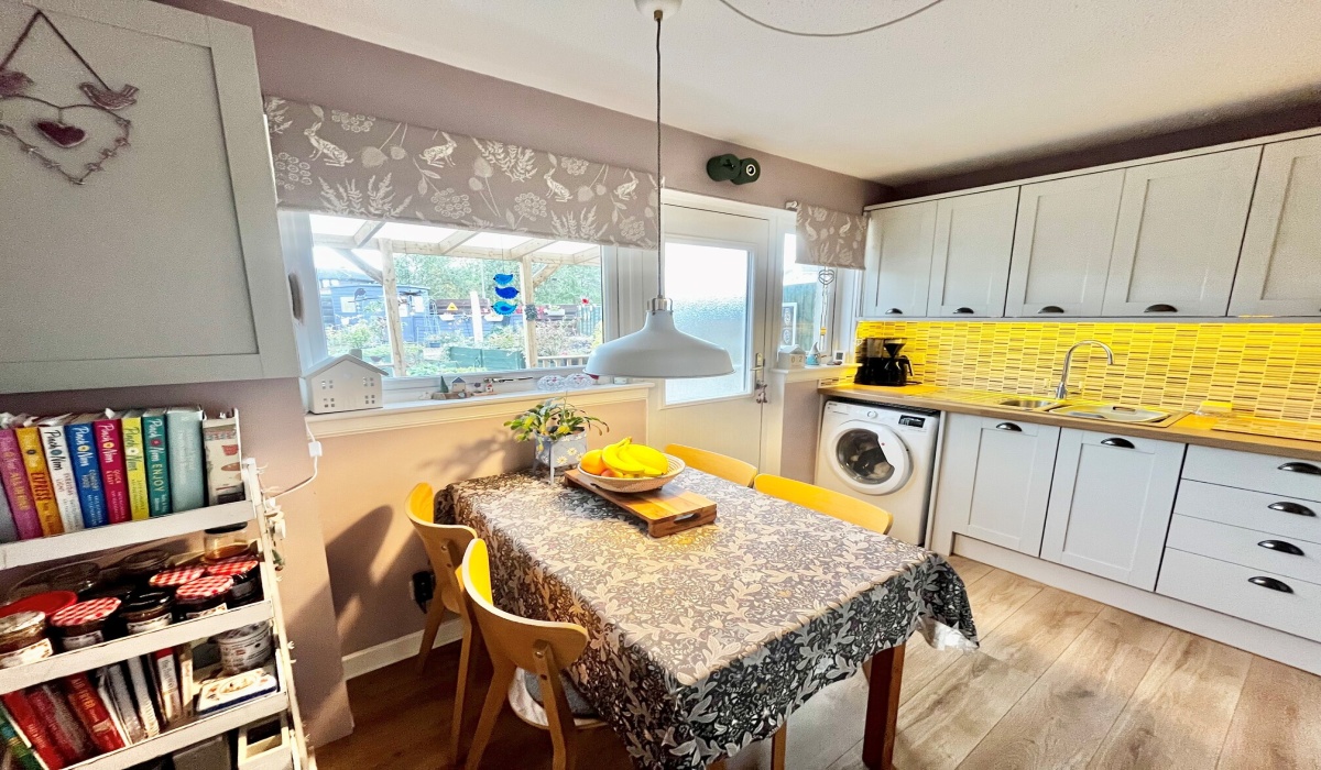 63 Bankton Green, Murieston, Livingston, EH54 9EB, 2 Bedrooms Bedrooms, ,1 BathroomBathrooms,Terraced,For Sale,63 Bankton Green, Murieston, Livingston, EH54 9EB,1490