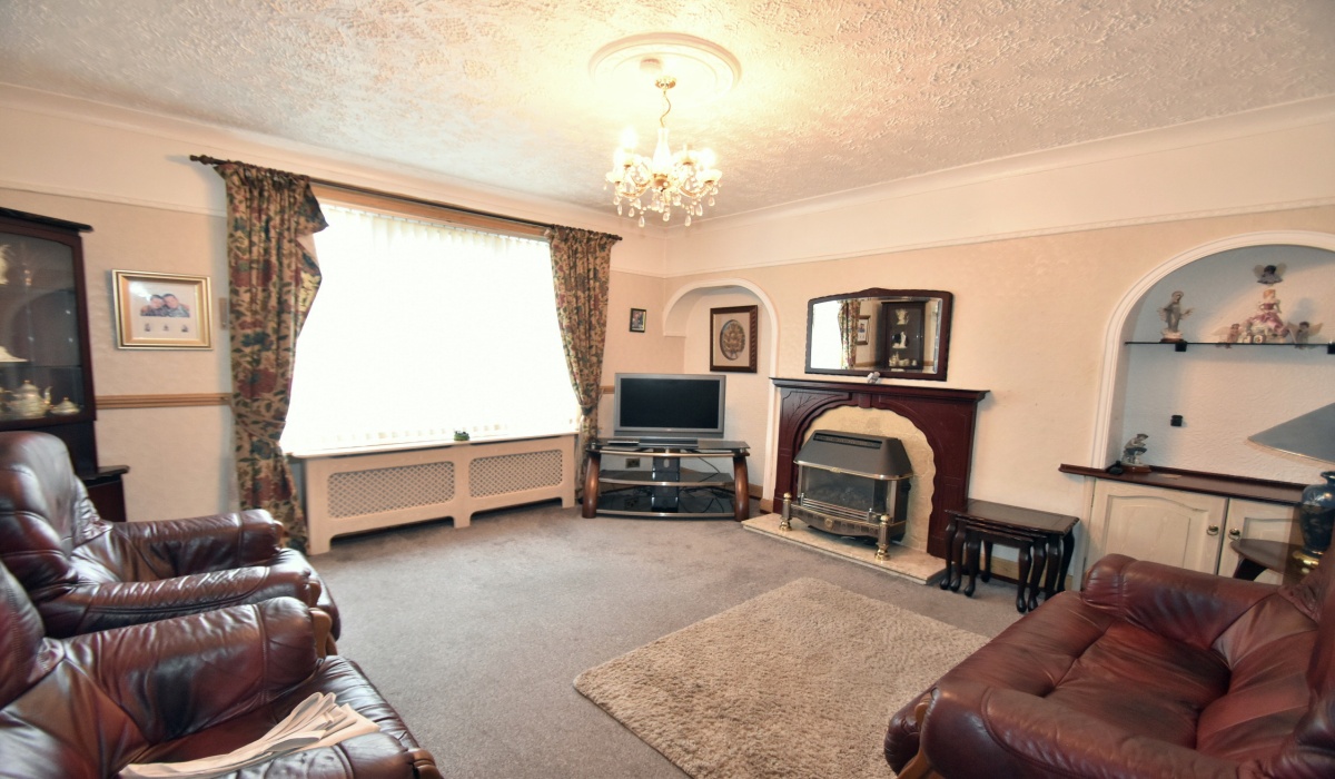 11 Burnlea Drive, Stoneyburn, 3 Bedrooms Bedrooms, ,1 BathroomBathrooms,Semi Detached Villa,For Sale,Burnlea Drive,1492