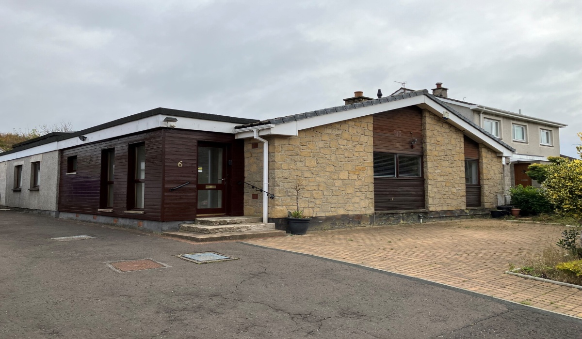 6 Murieston Way, Murieston, Livingston, EH54 9AR, 4 Bedrooms Bedrooms, ,2 BathroomsBathrooms,Detached Bungalow,For Sale,6 Murieston Way, Murieston, Livingston, EH54 9AR,1495