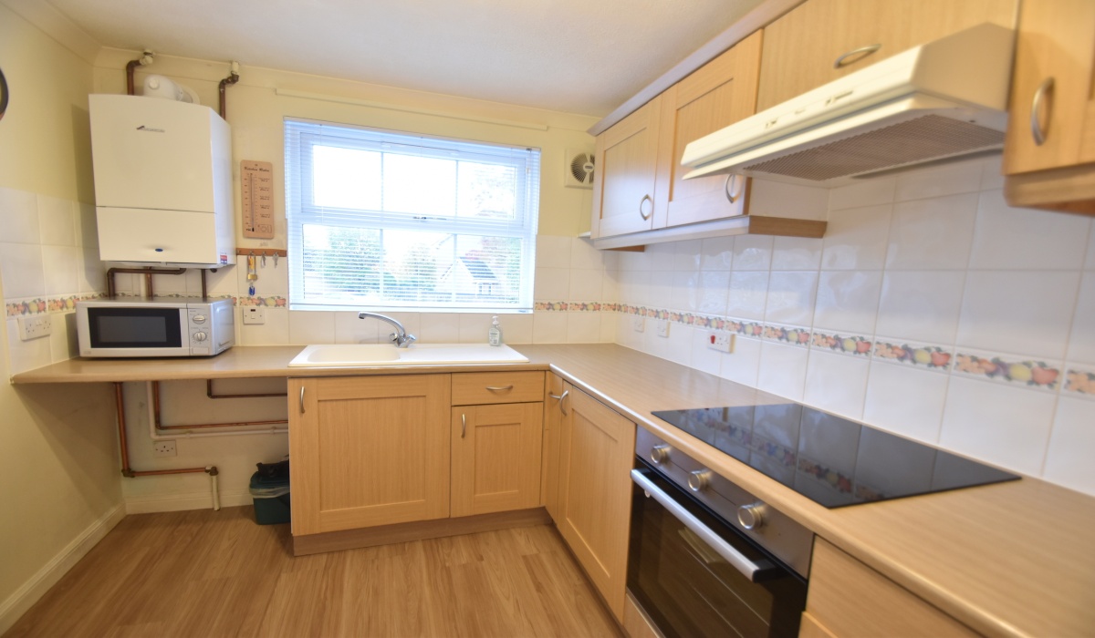 28 Butlers Place, Livingston, 2 Bedrooms Bedrooms, ,1 BathroomBathrooms,End Terraced Villa,For Sale,Butlers Place,1497