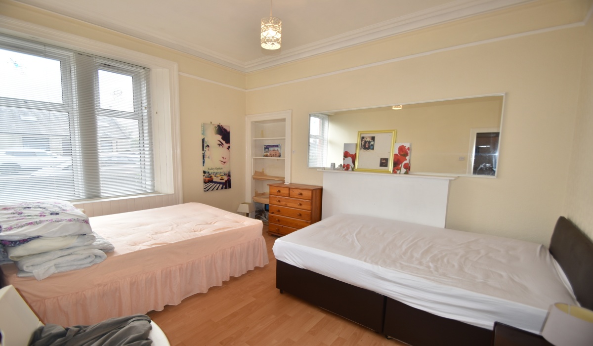 134 West Main Street, Broxburn, EH52 5LL, 4 Bedrooms Bedrooms, ,1 BathroomBathrooms,Lower Flat,For Sale,134 West Main Street, Broxburn, EH52 5LL,1498