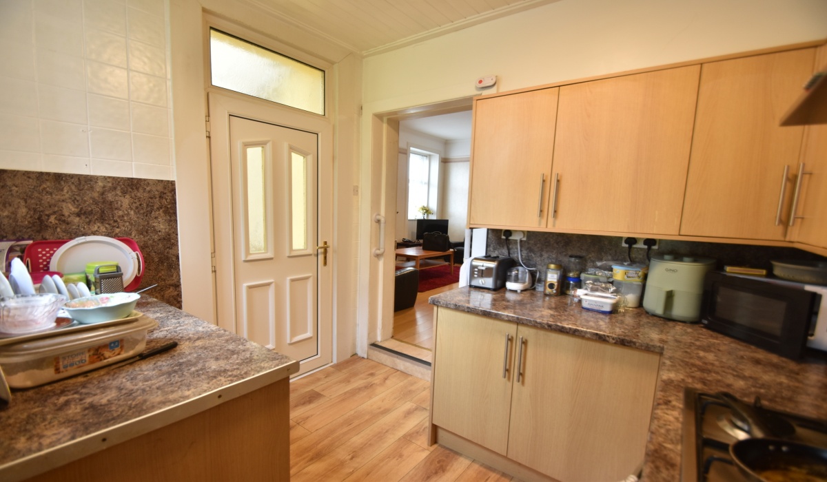 134 West Main Street, Broxburn, EH52 5LL, 4 Bedrooms Bedrooms, ,1 BathroomBathrooms,Lower Flat,For Sale,134 West Main Street, Broxburn, EH52 5LL,1498