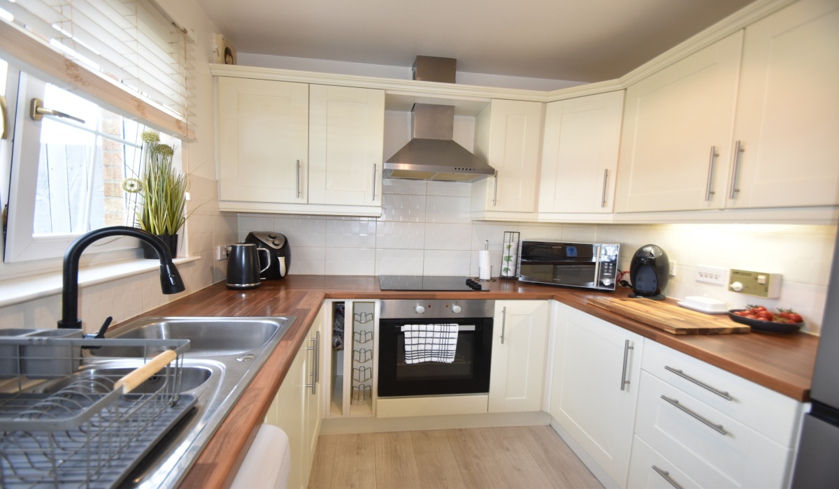 33 Kateswell Drive, Salsburgh, Shotts, 3 Bedrooms Bedrooms, ,2 BathroomsBathrooms,Semi Detached Villa,For Sale,Kateswell Drive,1499