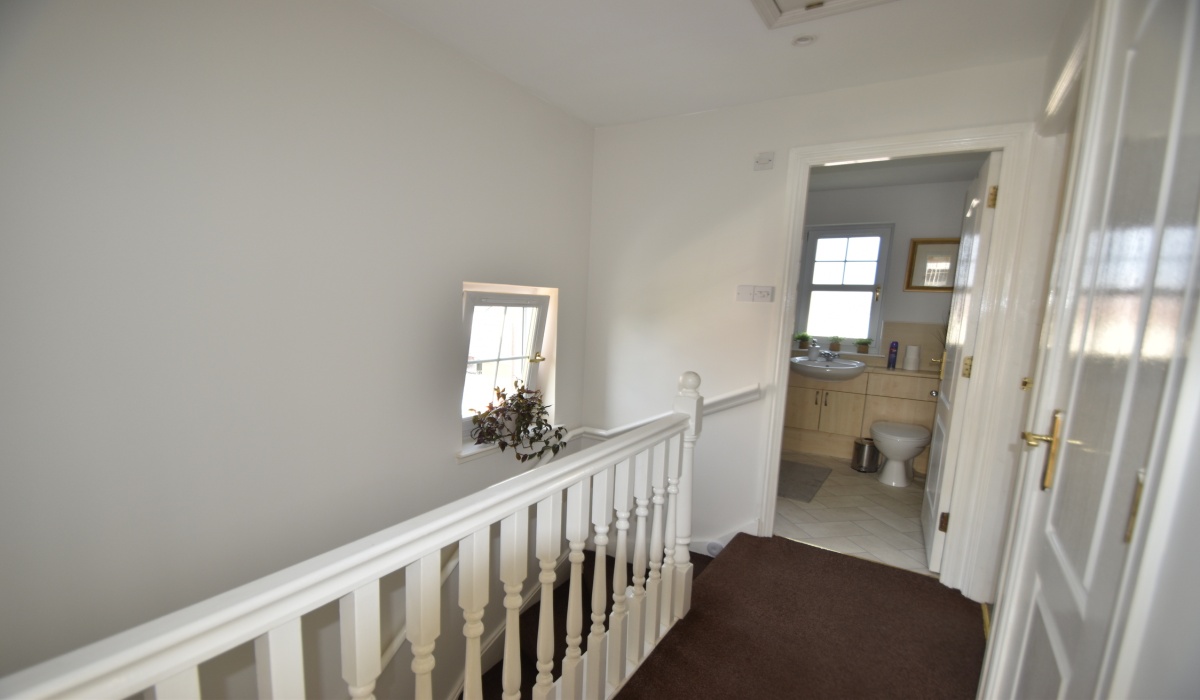 33 Kateswell Drive, Salsburgh, Shotts, 3 Bedrooms Bedrooms, ,2 BathroomsBathrooms,Semi Detached Villa,For Sale,Kateswell Drive,1499