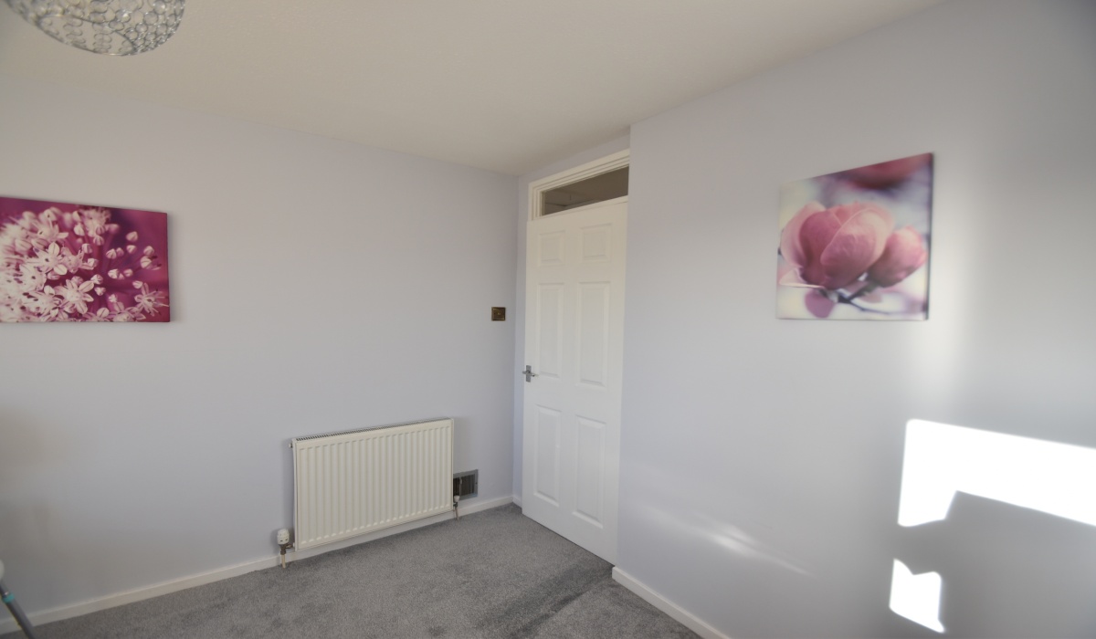 13 Quebec Avenue, Howden, Livingston, EH54 6BT, 3 Bedrooms Bedrooms, ,1 BathroomBathrooms,Terraced,For Sale,13 Quebec Avenue, Howden, Livingston, EH54 6BT,1502