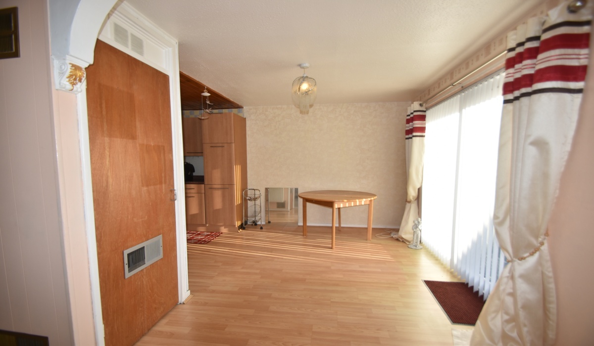 13 Quebec Avenue, Howden, Livingston, EH54 6BT, 3 Bedrooms Bedrooms, ,1 BathroomBathrooms,Terraced,For Sale,13 Quebec Avenue, Howden, Livingston, EH54 6BT,1502