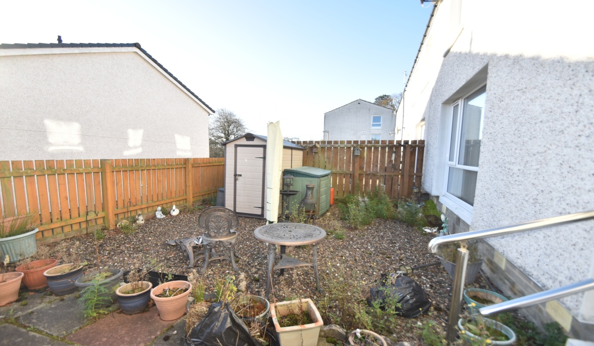 13 Quebec Avenue, Howden, Livingston, EH54 6BT, 3 Bedrooms Bedrooms, ,1 BathroomBathrooms,Terraced,For Sale,13 Quebec Avenue, Howden, Livingston, EH54 6BT,1502