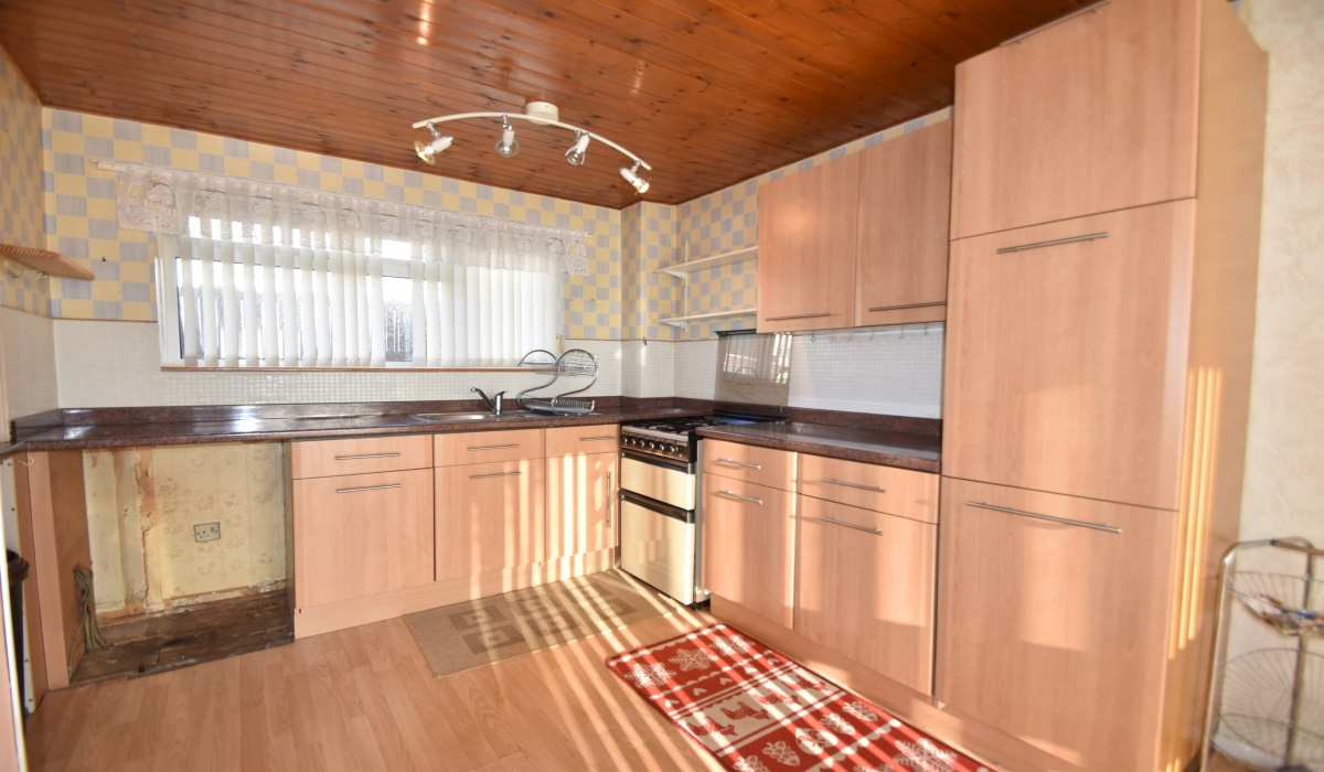 13 Quebec Avenue, Howden, Livingston, EH54 6BT, 3 Bedrooms Bedrooms, ,1 BathroomBathrooms,Terraced,For Sale,13 Quebec Avenue, Howden, Livingston, EH54 6BT,1502