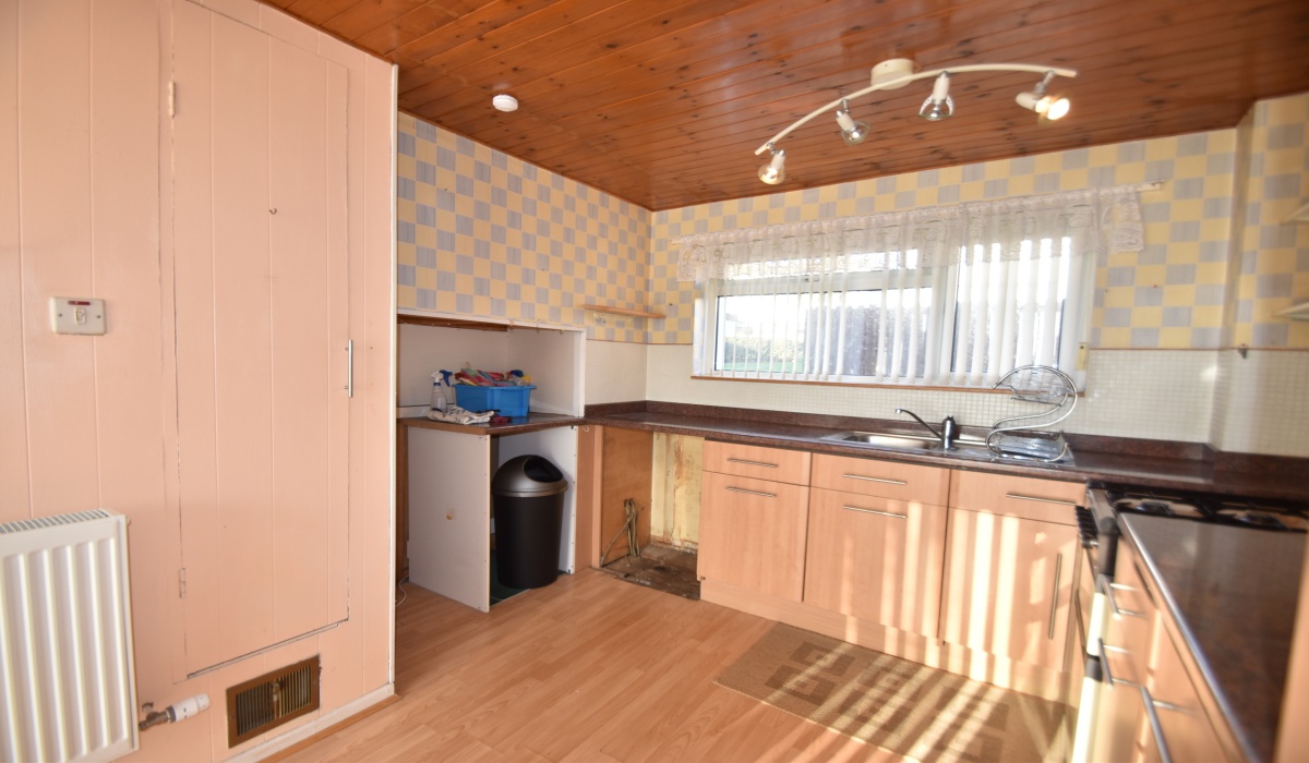 13 Quebec Avenue, Howden, Livingston, EH54 6BT, 3 Bedrooms Bedrooms, ,1 BathroomBathrooms,Terraced,For Sale,13 Quebec Avenue, Howden, Livingston, EH54 6BT,1502