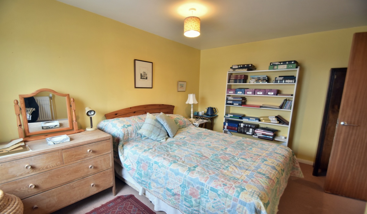 77 Ambrose Rise, Dedgridge, Livingston, EH54 6JU, 5 Bedrooms Bedrooms, ,2 BathroomsBathrooms,Mid Terraced Villa,For Sale,77 Ambrose Rise, Dedgridge, Livingston, EH54 6JU,1507