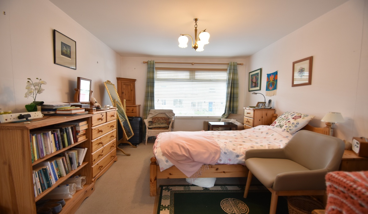 77 Ambrose Rise, Dedgridge, Livingston, EH54 6JU, 5 Bedrooms Bedrooms, ,2 BathroomsBathrooms,Mid Terraced Villa,For Sale,77 Ambrose Rise, Dedgridge, Livingston, EH54 6JU,1507