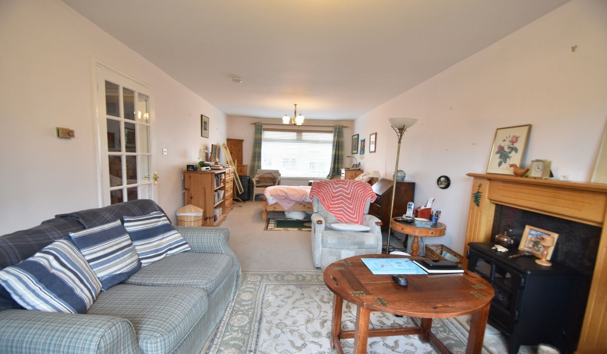 77 Ambrose Rise, Dedgridge, Livingston, EH54 6JU, 5 Bedrooms Bedrooms, ,2 BathroomsBathrooms,Mid Terraced Villa,For Sale,77 Ambrose Rise, Dedgridge, Livingston, EH54 6JU,1507