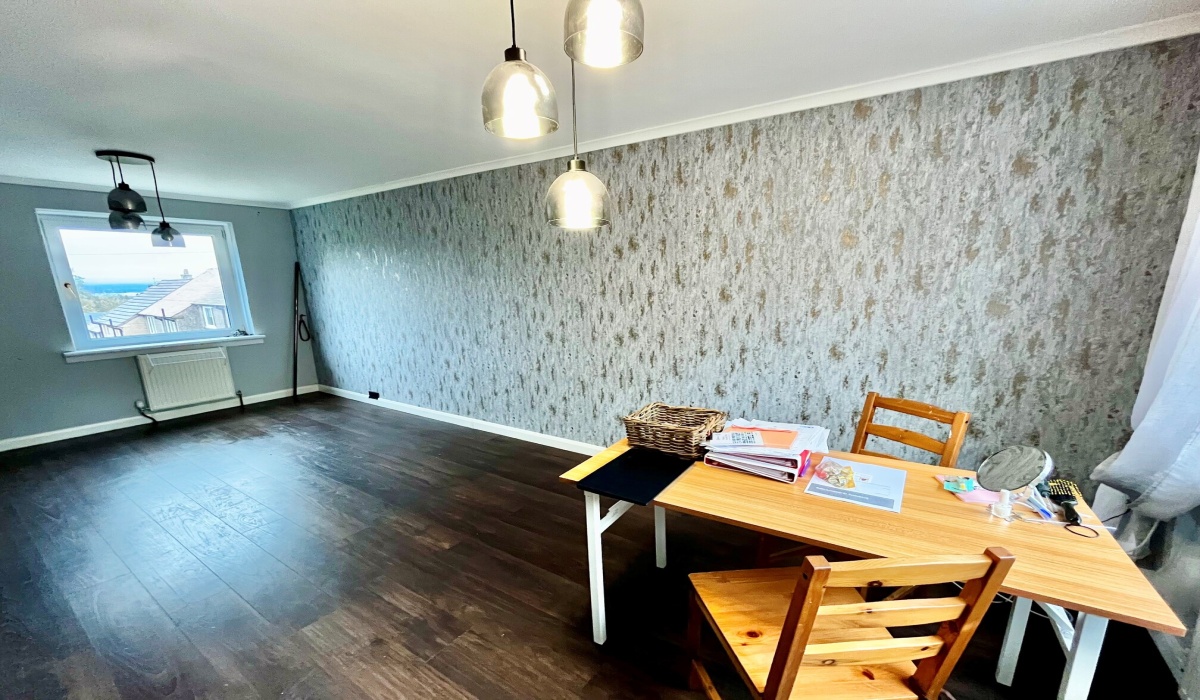 17 Inglis Place, Falkirk, Brightons, 2 Bedrooms Bedrooms, ,1 BathroomBathrooms,Semi Detached Villa,For Sale,Inglis Place,1510