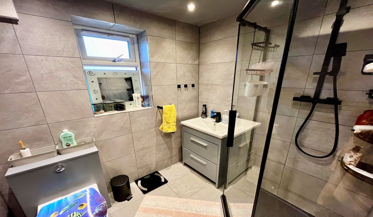 17 Inglis Place, Falkirk, Brightons, 2 Bedrooms Bedrooms, ,1 BathroomBathrooms,Semi Detached Villa,For Sale,Inglis Place,1510