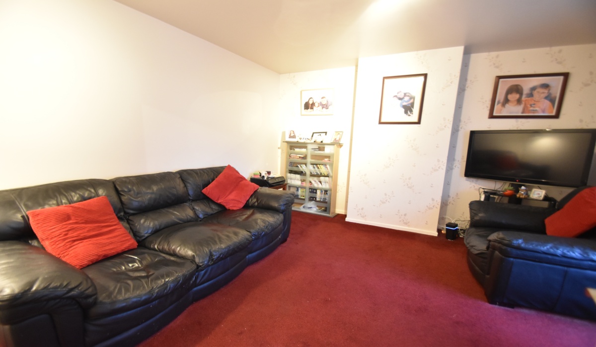 11 Birkhill Crescent, Bo'ness, 3 Bedrooms Bedrooms, ,1 BathroomBathrooms,Terraced,For Sale,Birkhill Crescent,1513